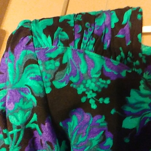 Benson & Smith Floral Print Dress - Picture 3 of 5